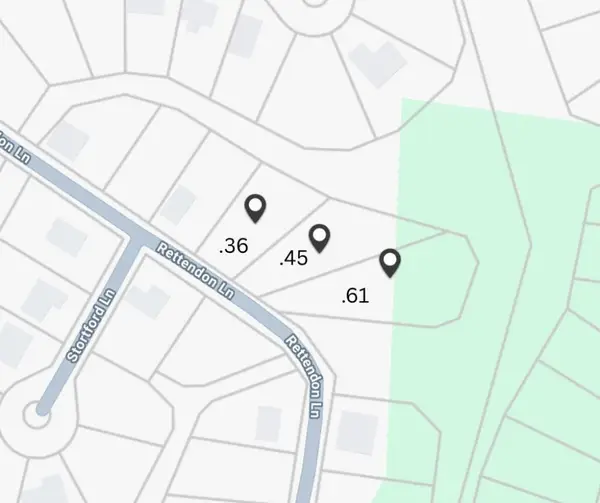 Rettendon Lane, Bella Vista, AR 72714