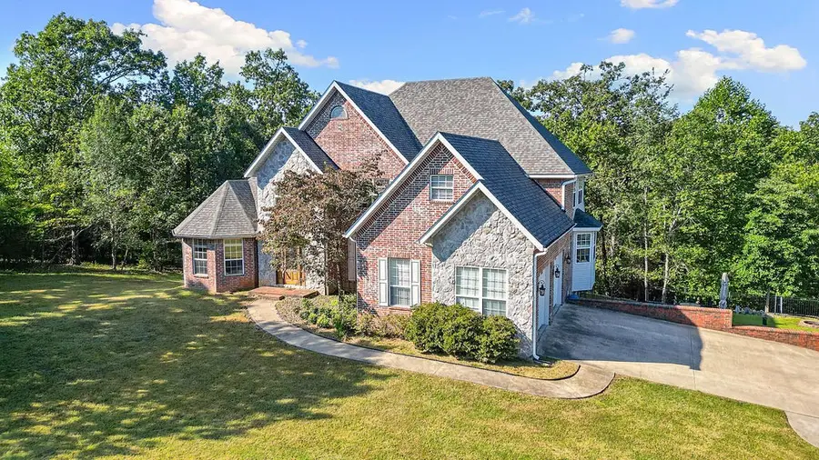 8181 Ozark Ridge Drive, Rogers, AR 72756 - Image #2