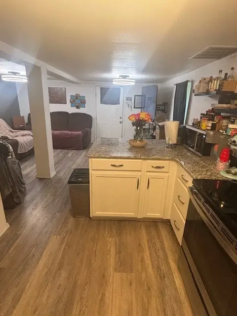 502 N Cleveland Avenue, Russellville, AR 72801 - Image #1