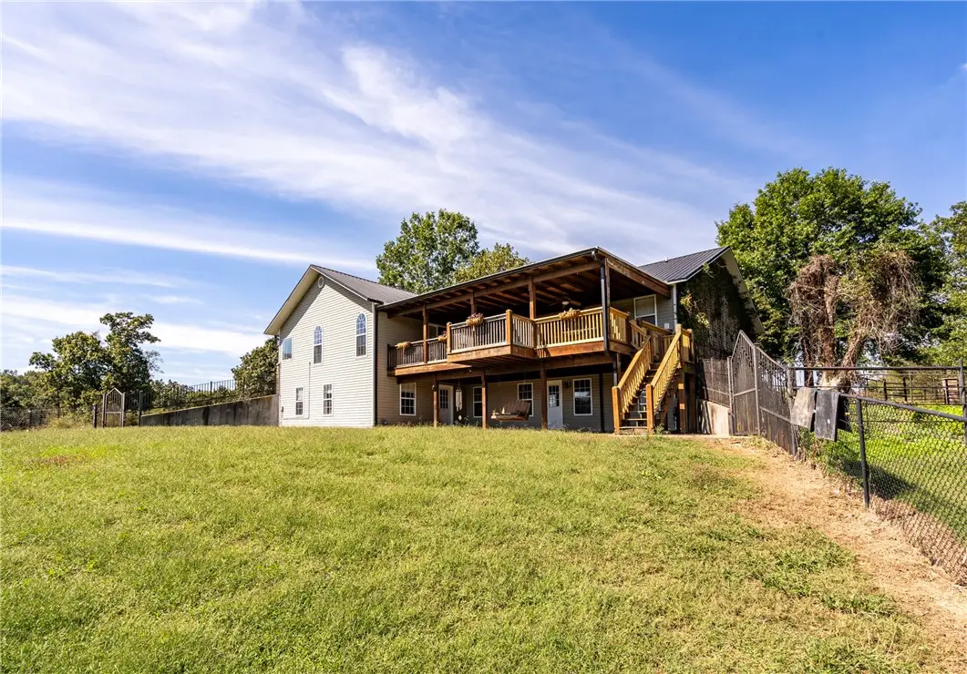 15495 Osage Hog Farm Road, Gentry, AR 72734 - Image #1