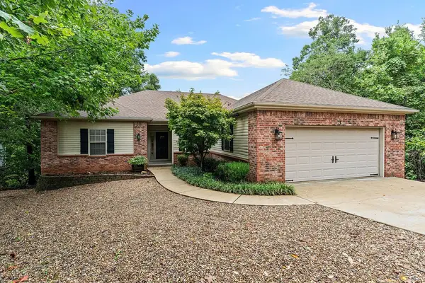 3 Embleton Circle, Bella Vista, AR 72714