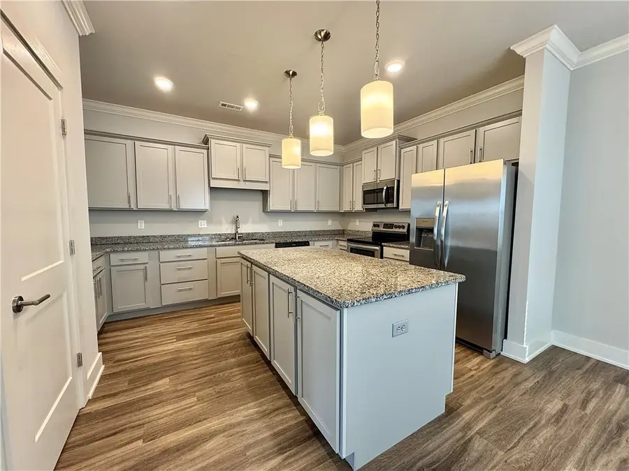 701 NE Heights Lane, Bentonville, AR 72712 - Image #2