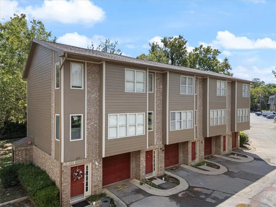 1865 N Scull Creek Drive, Fayetteville, AR 72703 - Image #2