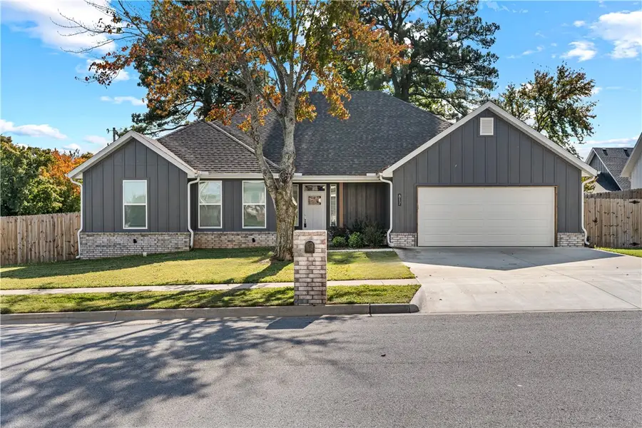 817 Spurgeon Lane, Prairie Grove, AR 72753 - Image #2