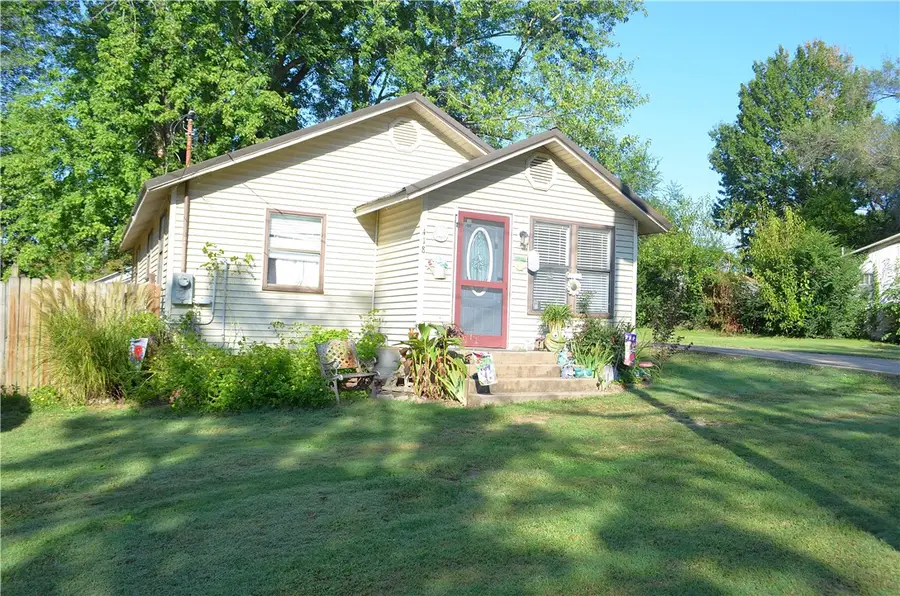 418 N 2nd Street, Harrison, AR 72601 - Image #2