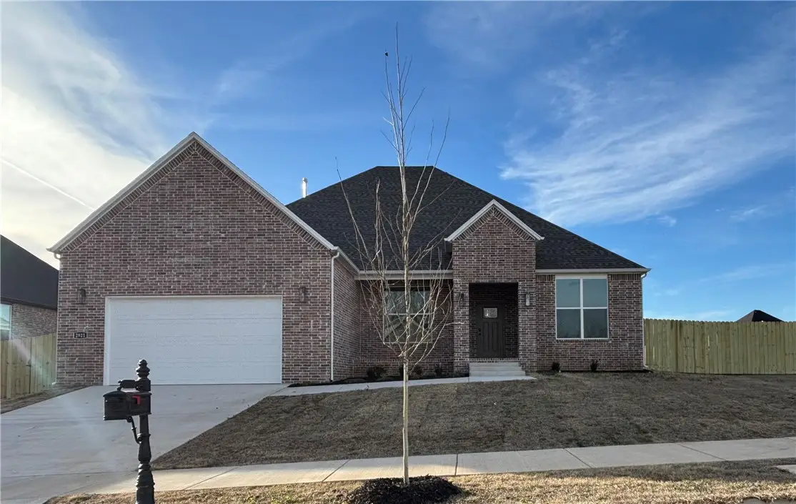 2921 N Chapel Drive, Fayetteville, AR 72704 - #1