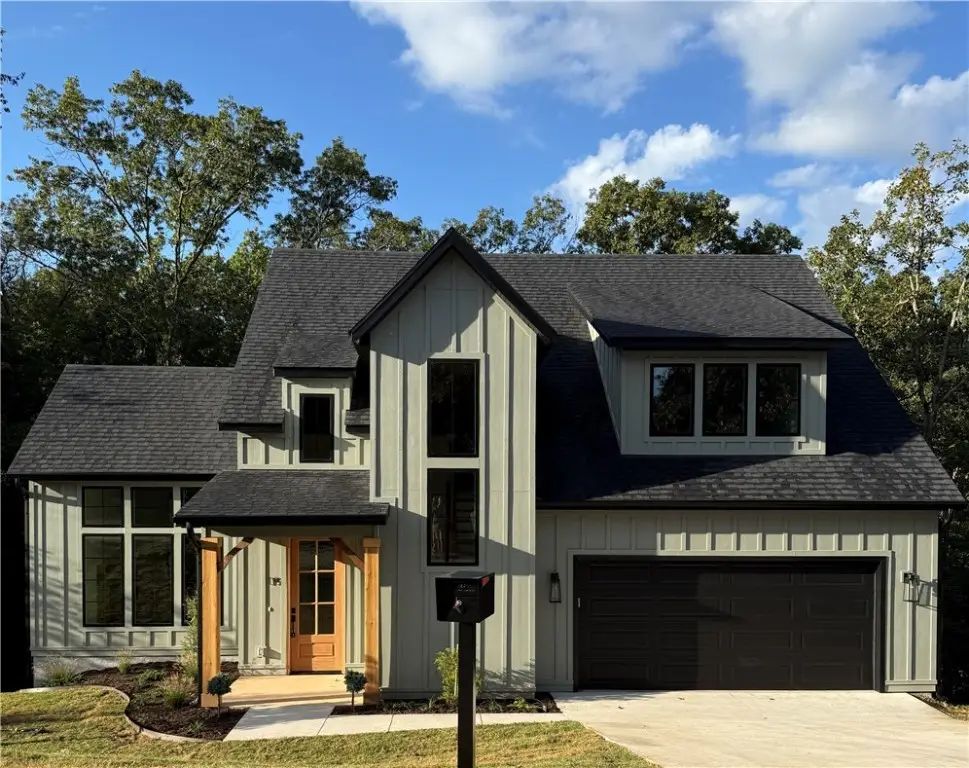 19 Allonby Circle, Bella Vista, AR 72714 - Image #1