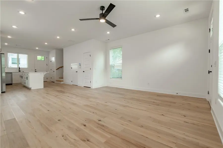 2286 W Stone Street, Fayetteville, AR 72701 - Image #2