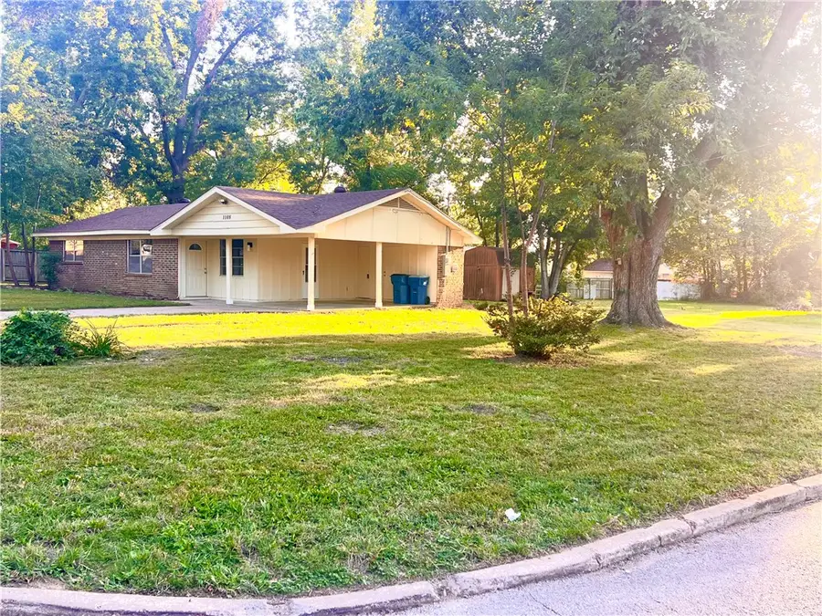 1108 SE E Street, Bentonville, AR 72712 - Image #2