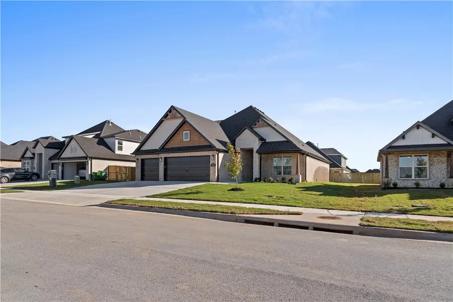 1501 Josephine Drive, Centerton, AR 72719 - Image #2