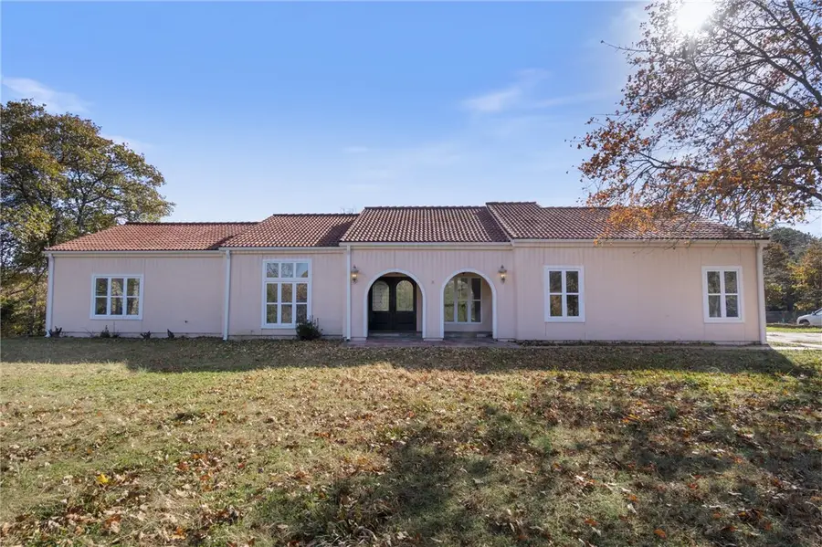 40 County Road 2404, Eureka Springs, AR 72632 - Image #2