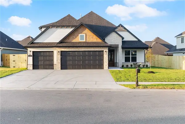 1240 Red Maple Street, Centerton, AR 72719