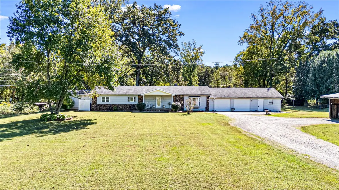 567 Broomfield Road, Dover, AR 72837 - Image #1