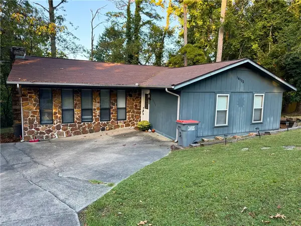 16132 Hickory Lane, Rogers, AR 72756