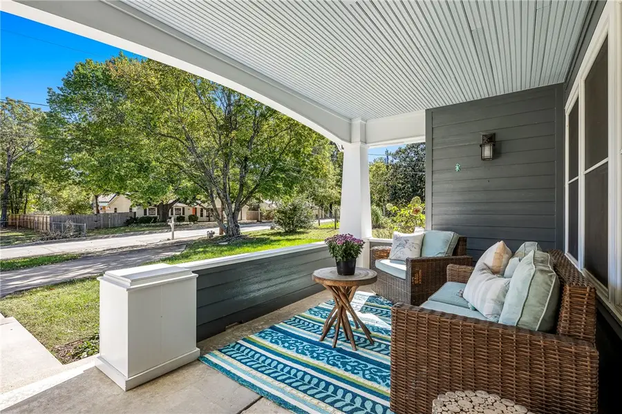 1911 N Austin Drive, Fayetteville, AR 72703 - Image #2