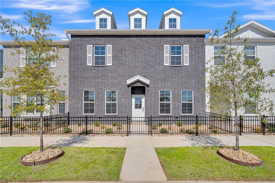 2808 SW Arlington Boulevard, Bentonville, AR 72713 - Image #1