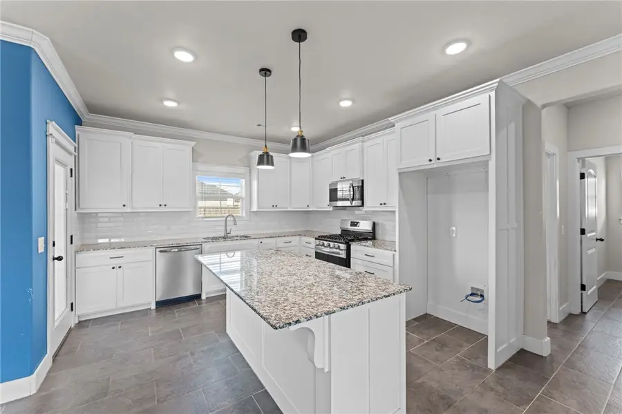 1342 Marcello Avenue, Tontitown, AR 72762 - Image #2