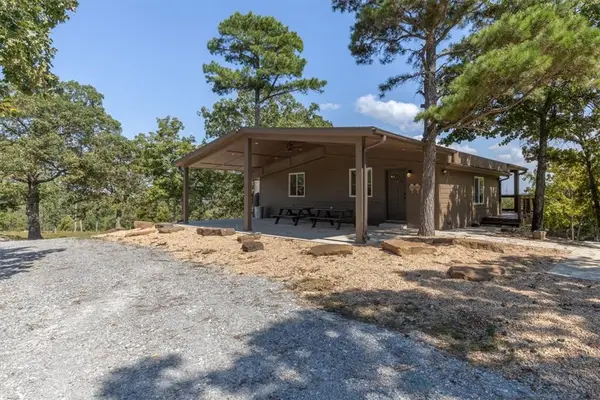 314 Madison 2315, Huntsville, AR 72740