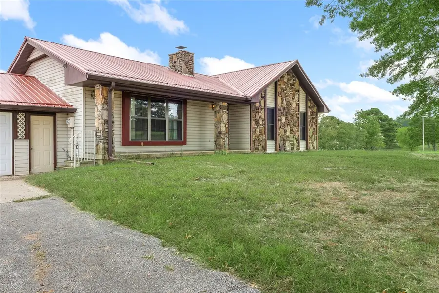 6555 Whispering Pine Road, Harrison, AR 72601 - Image #2