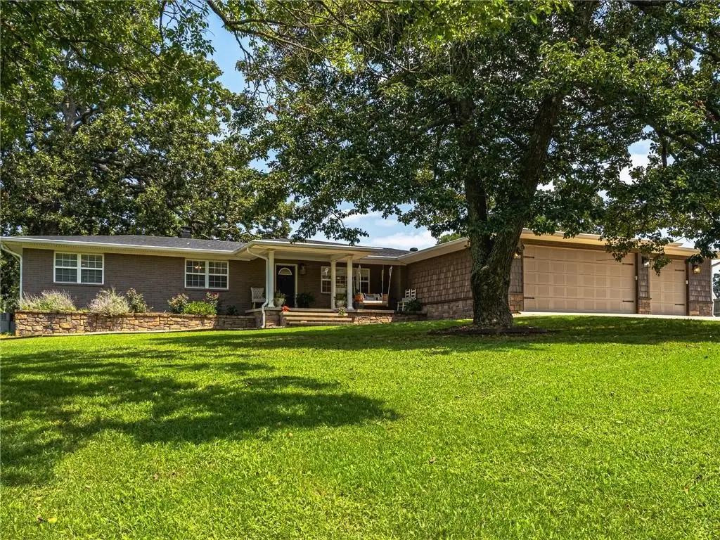 12136 Bedrock Lane, Bentonville, AR 72712 - Image #1