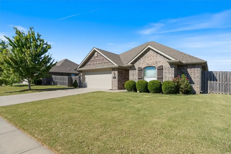 231 Genoa Way, Centerton, AR 72719 - Image #2