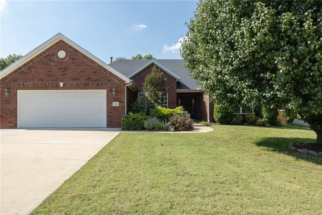 206 Tunbridge Drive, Bentonville, AR 72712 - Image #1