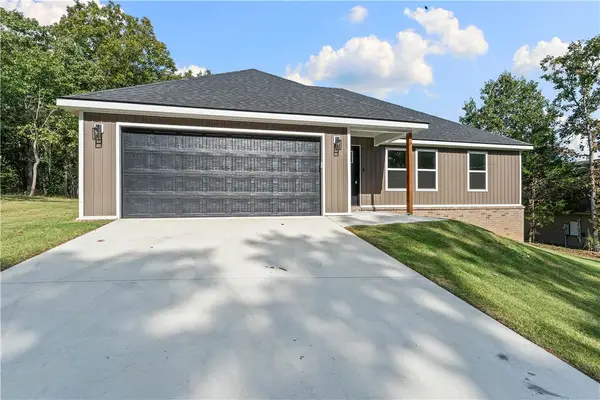 53 Belgravia Drive, Bella Vista, AR 72715