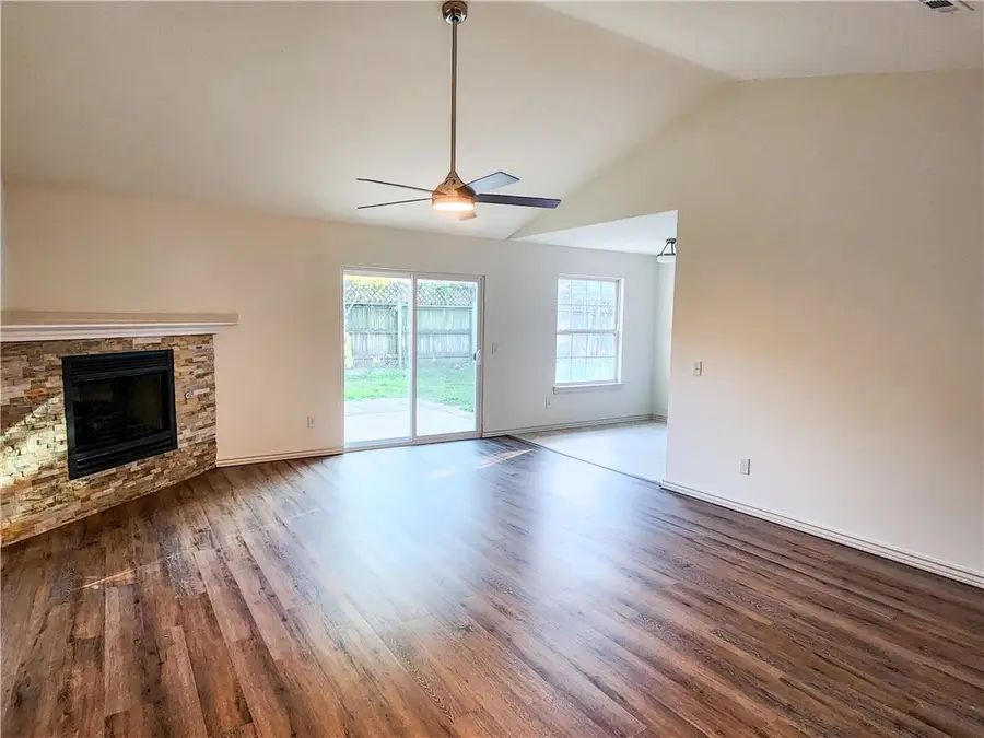 711 Applegate Lane, Lincoln, AR 72744 - Image #2