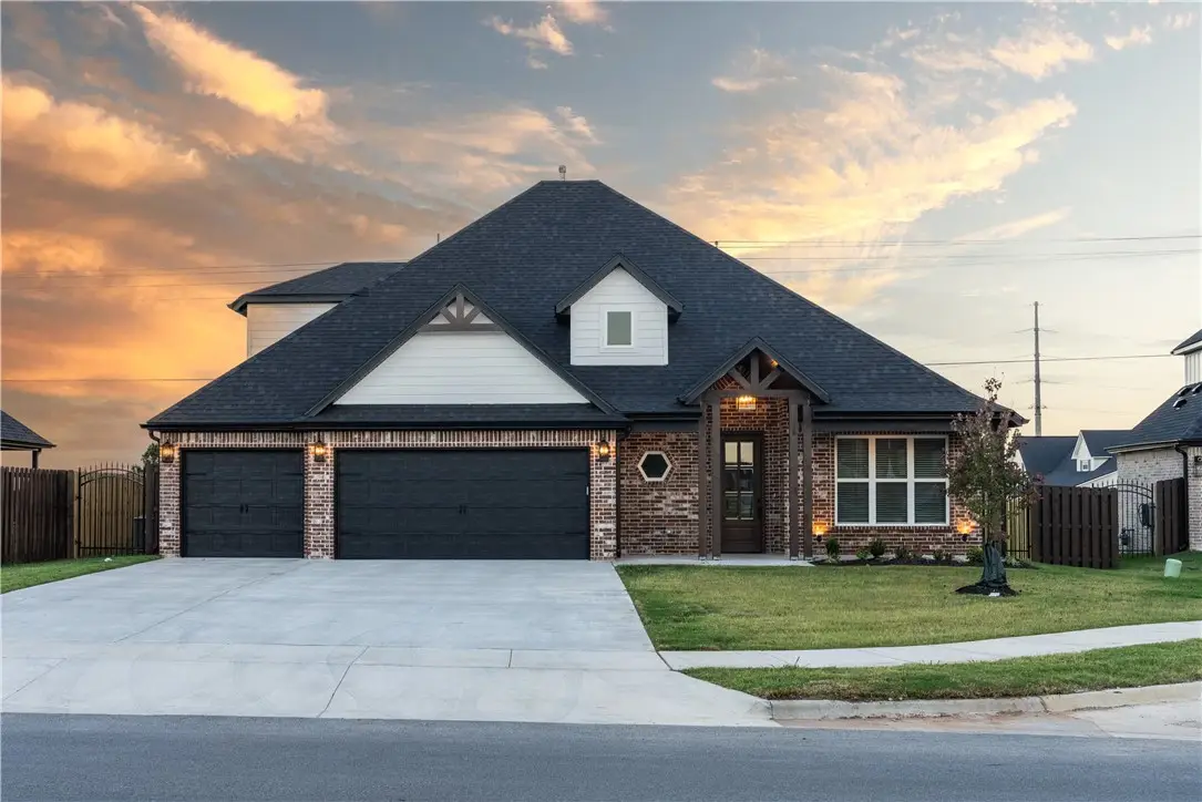 110 Collins Way, Centerton, AR 72719 - Image #1