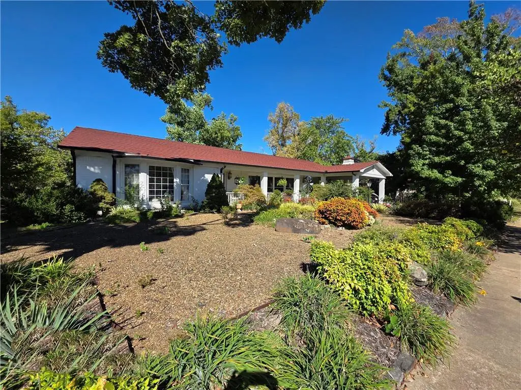 610 Central Avenue, Bentonville, AR 72712 - Image #1