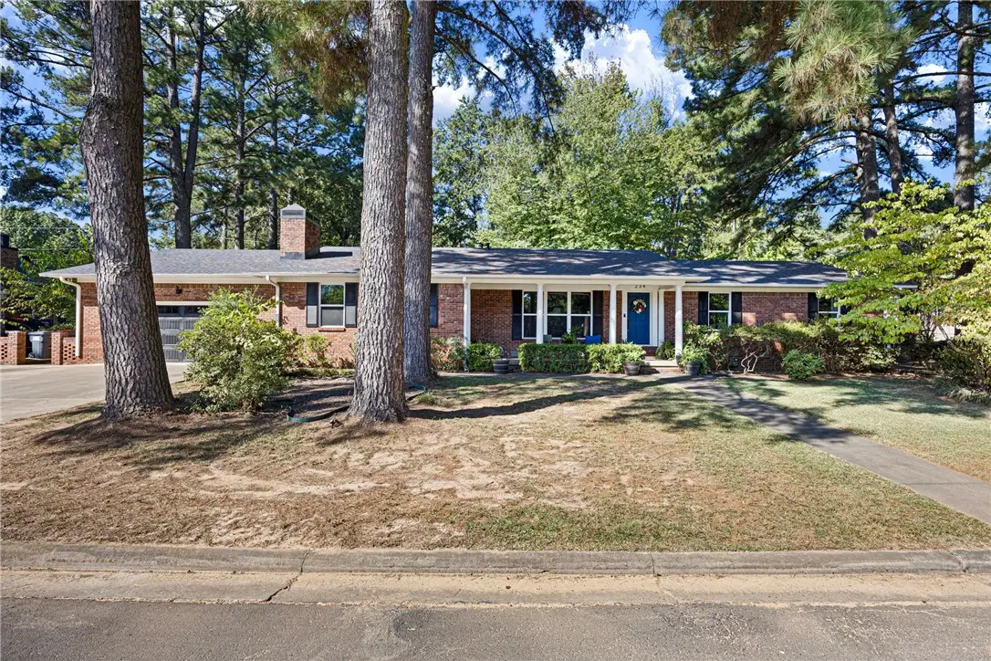 234 S Arlington, Russellville, AR 72801 - Image #1