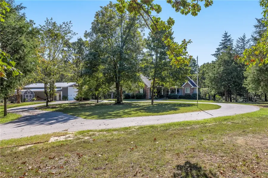 832 Hilltop Drive, Rogers, AR 72756 - Image #3