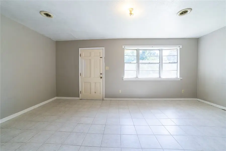 2300 Cottonwood Place, Springdale, AR 72762 - Image #2