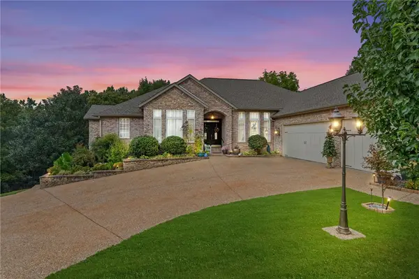 16 Berrydale Lane, Bella Vista, AR 72715