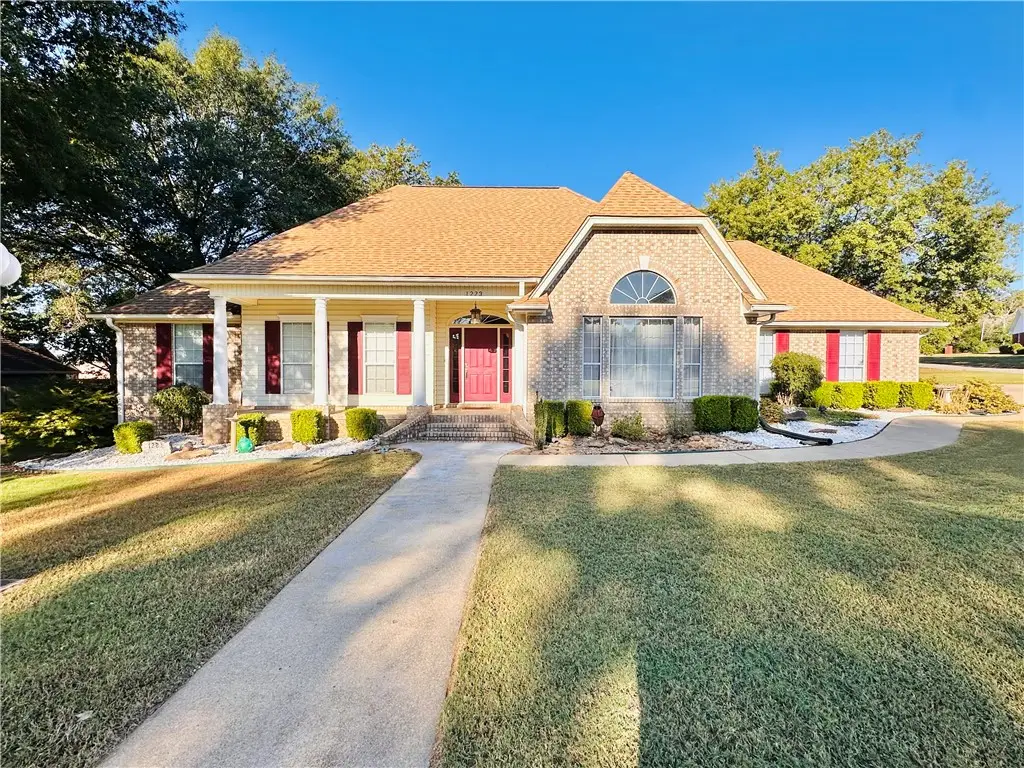1223 Springhills Drive, Alma, AR 72921 - Image #1