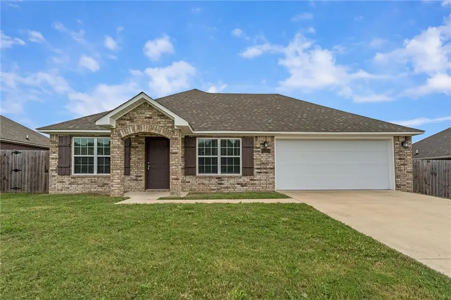 812 Saddlebrook Street, Gentry, AR 72734 - Image #2