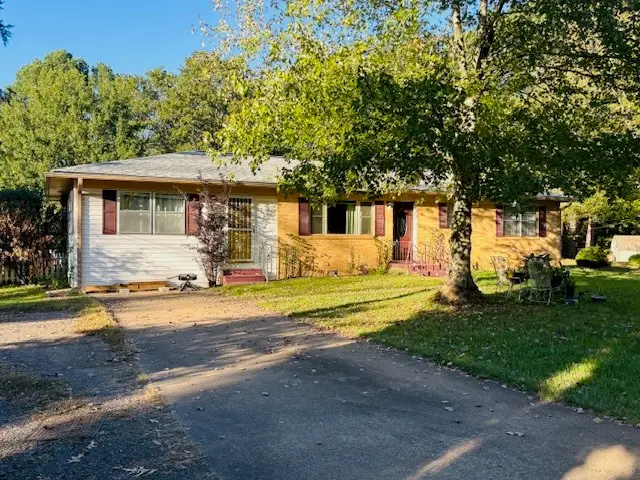 2802 Honeysuckle Lane, Russellville, AR 72801 - Image #3