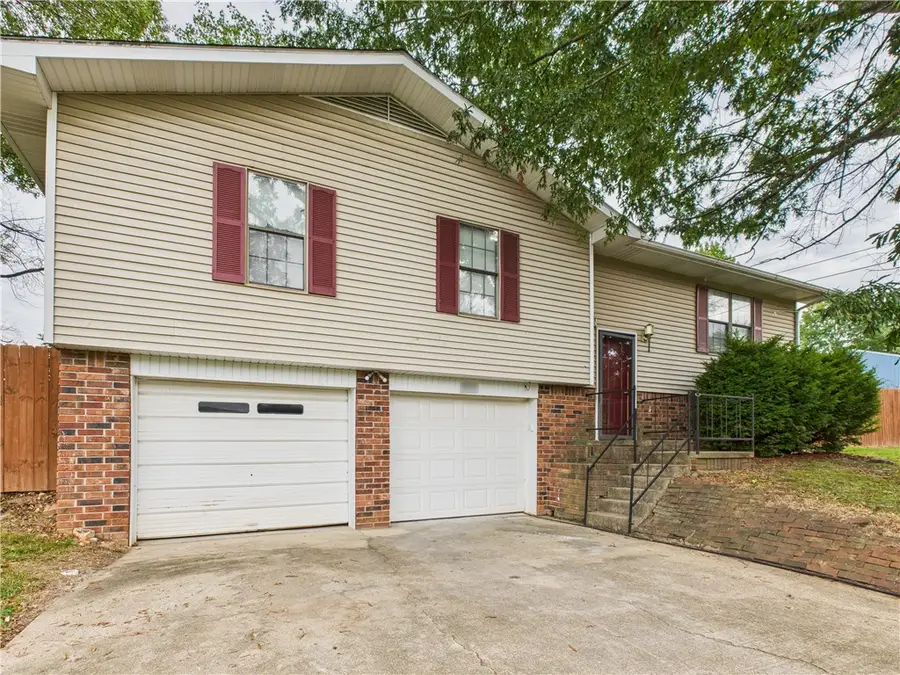 875 Meadow Lane, Harrison, AR 72601 - Image #2