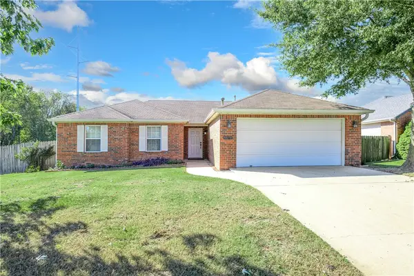 1005 Zachary Street, Centerton, AR 72719