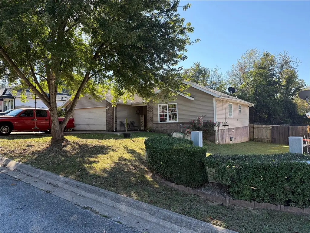 18561 & 18565 South Street, Springdale, AR 72764 - Image #1