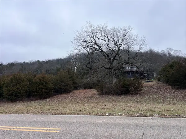 Woodsdale Drive, Eureka Springs, AR 72631