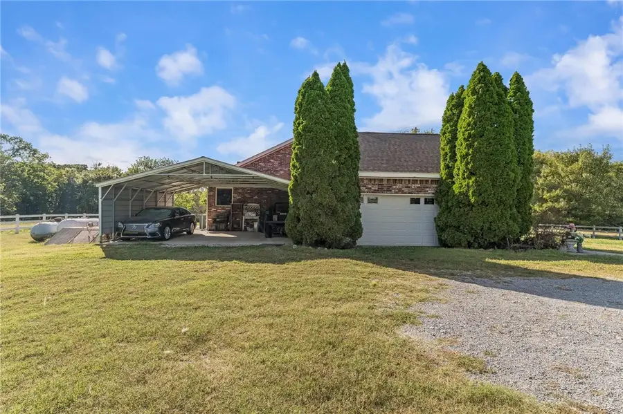 21609 Gann Road, Gentry, AR 72734 - Image #2