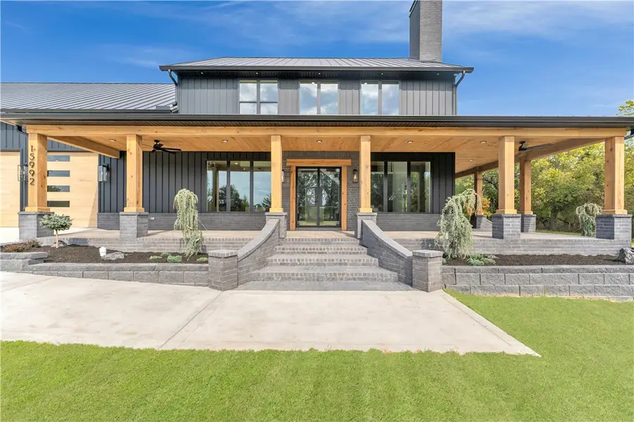 15992 Boundary Line Road, Garfield, AR 72732 - Image #2