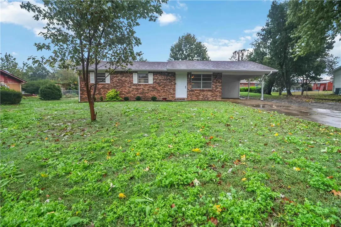 904 SW 4th Avenue, Gravette, AR 72736 - Image #1