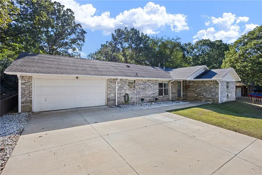 905 W 17th Terrace, Russellville, AR 72801 - Image #3