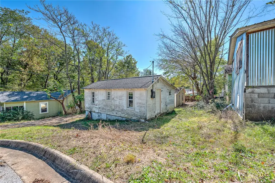 171 E Meadow Street, Fayetteville, AR 72701 - Image #2