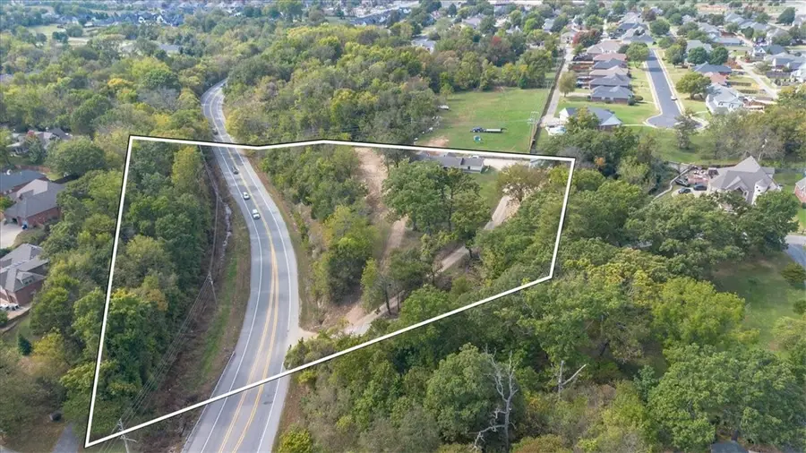 101 Oakhurst Street, Bentonville, AR 72712 - Image #3