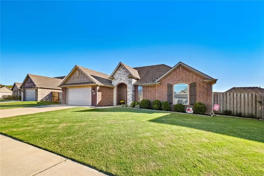 4333 W Anthem Drive, Fayetteville, AR 72704 - Image #2