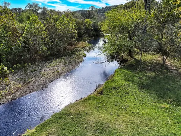 464220 E 888 Road, Stilwell, OK 74960