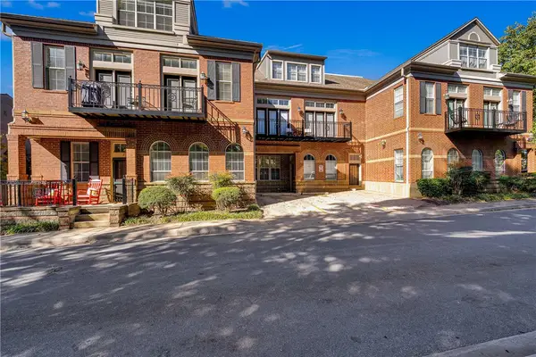 340 N Campbell Avenue #11, Fayetteville, AR 72701